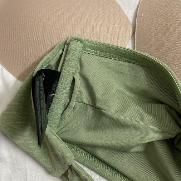 H&M padded bandeau bikini top - Picture 5 of 5